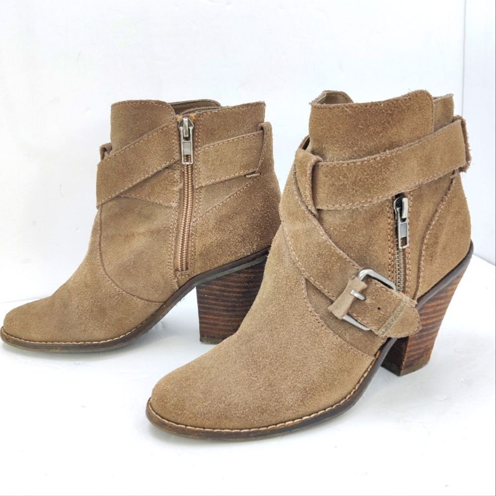 Dolce Vita Suede Ankle Booties Size 6 Stacked Heel Zip Cross Strap